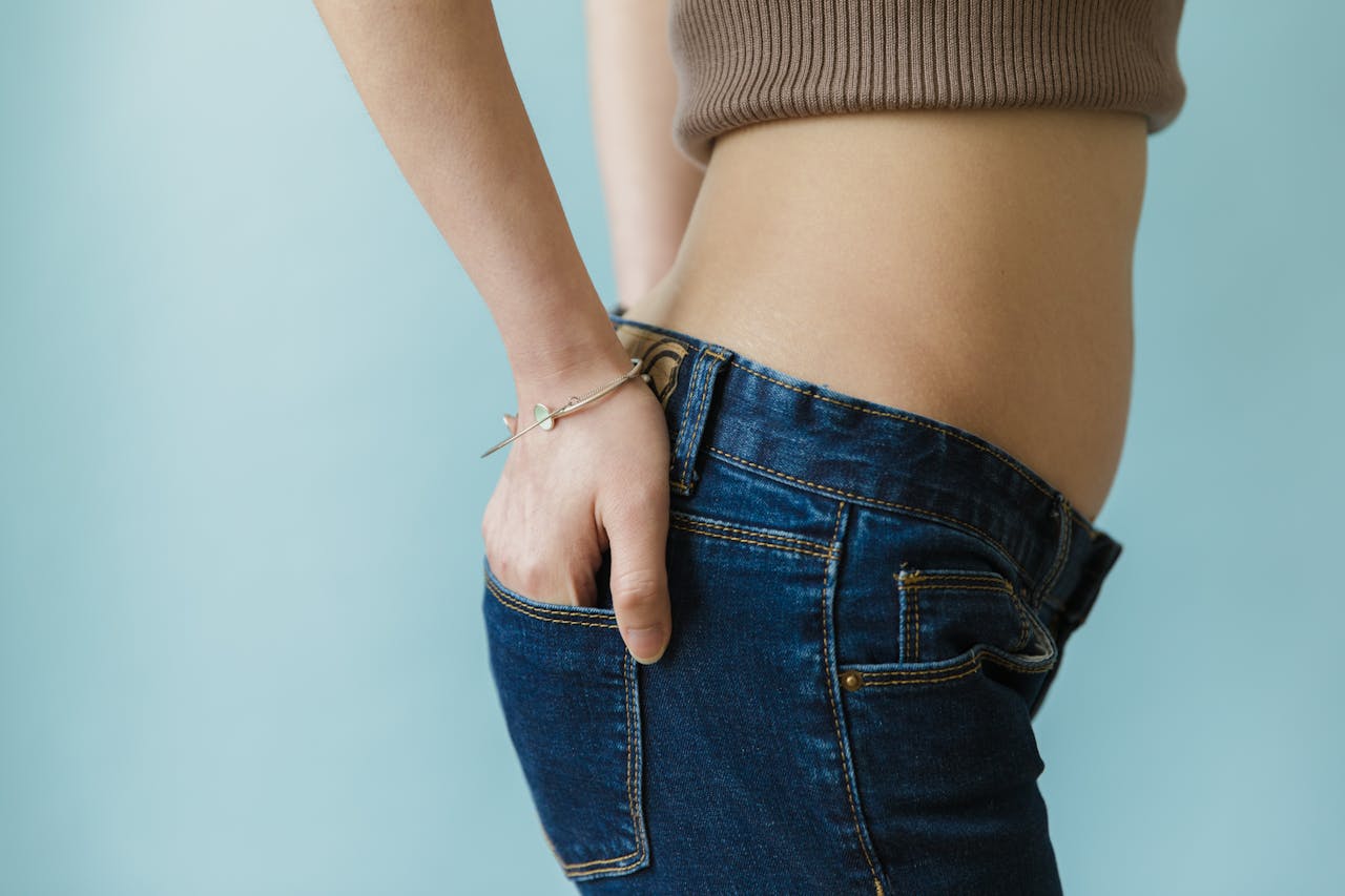 Gut Health and plant-based diet promoting flat stomach and healthy digestion at West End Organix